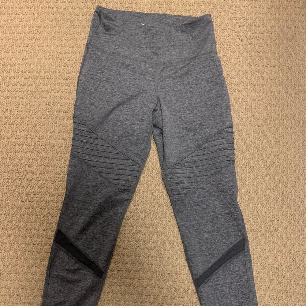 High Waisted 7/8 Activewear Leggings